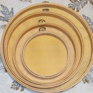Needlepoint hoops Sewing Crewel Cross Stitch Embroidery Cane Graduated Size Wood